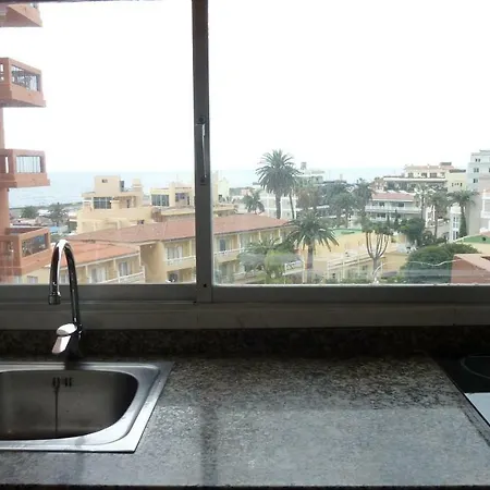 Yksioe, Laehellae Rantaa Apartament *